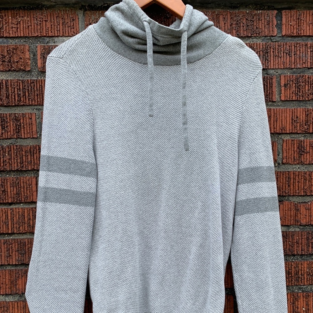 Express Sweater - Size Small - 10/10